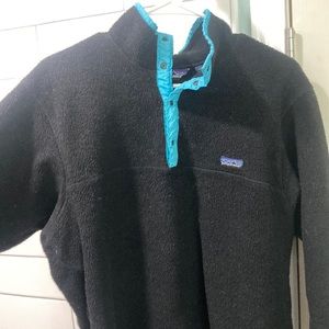 Vintage woman’s Patagonia jacket. Size large